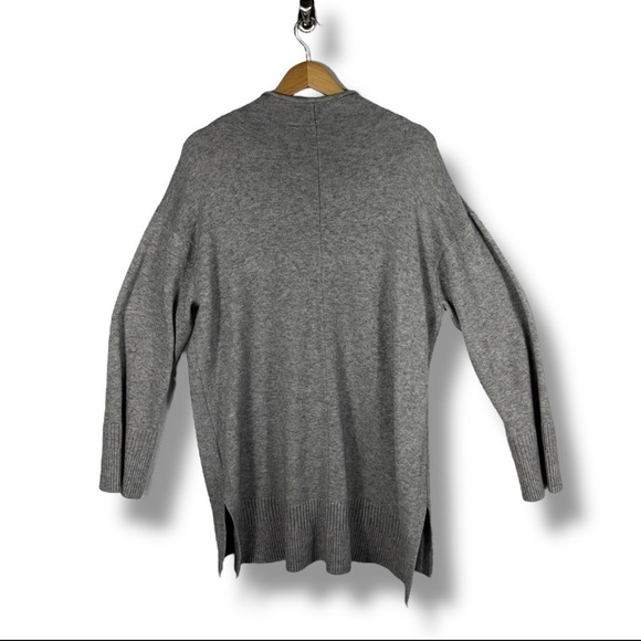 Anthropologie Moth Saskia Rolled Neck Tunic Sweater, Light Grey, Size Large - Picture 14 of 14